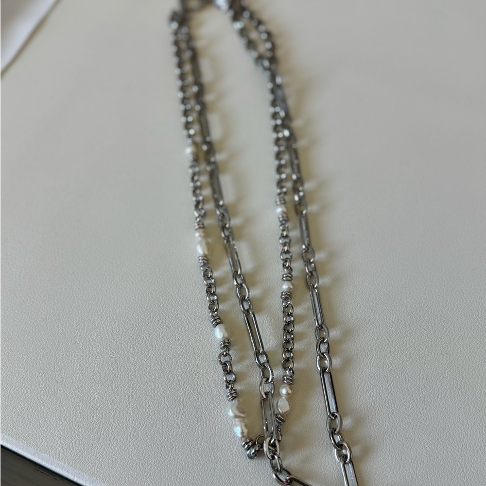 Kendra Scott Silver and Pearl Necklace